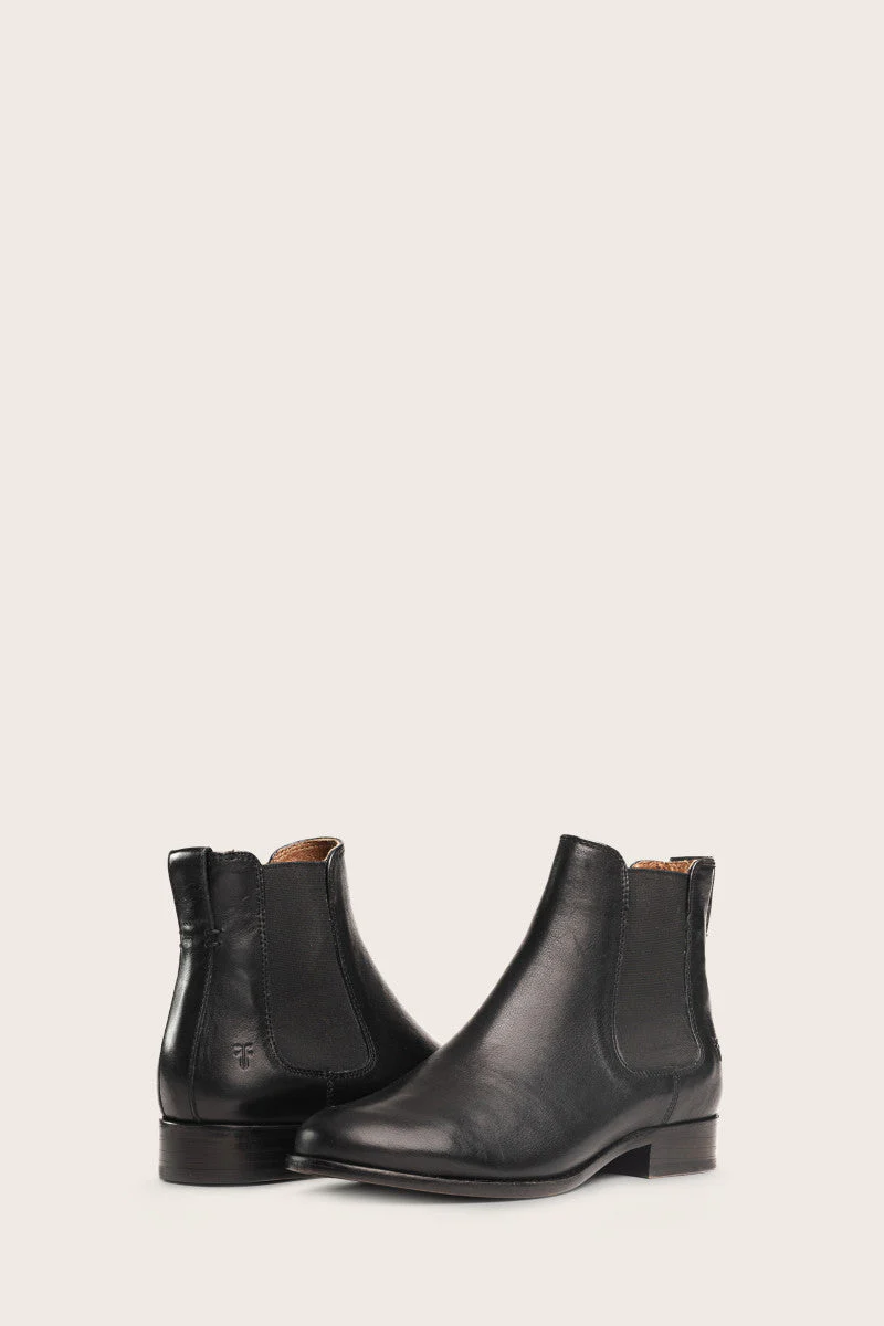 Carly Chelsea - Frye Found - Image 4